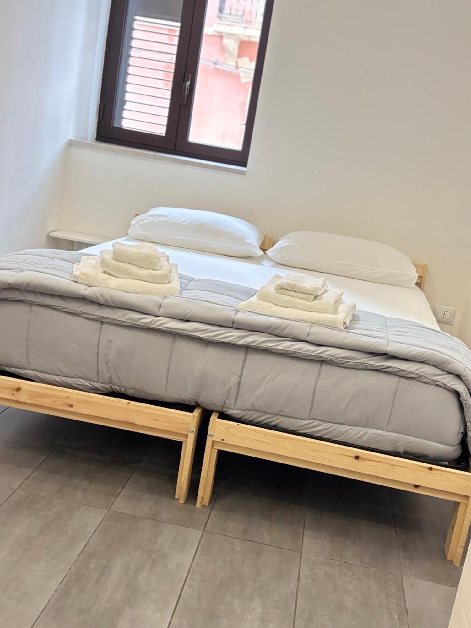 Dionisio Apartments Syracuse Luaran gambar